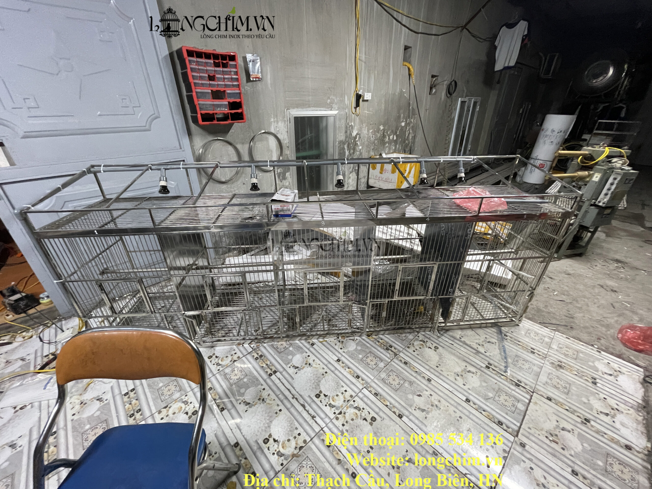 Five-Compartment 304 Stainless Steel Parrot Cage System 5 Five-compartment parrot cage system at the Bật Mạnh workshop