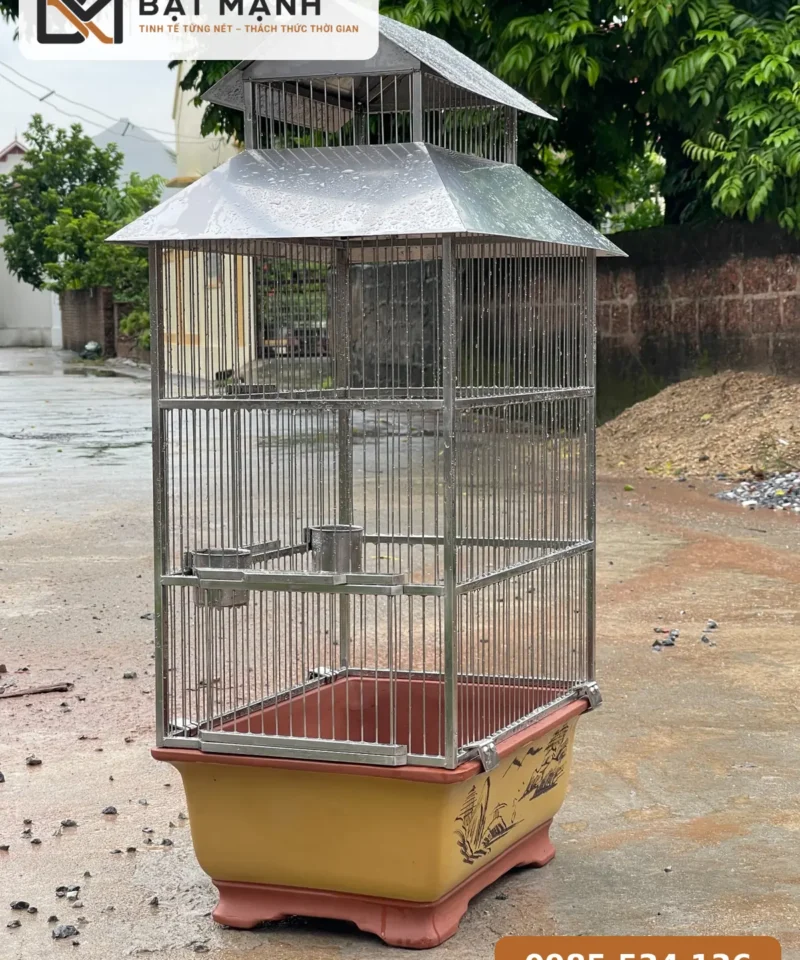 Mặt bên lồng chim inox trên chậu cây mái hai tầng
